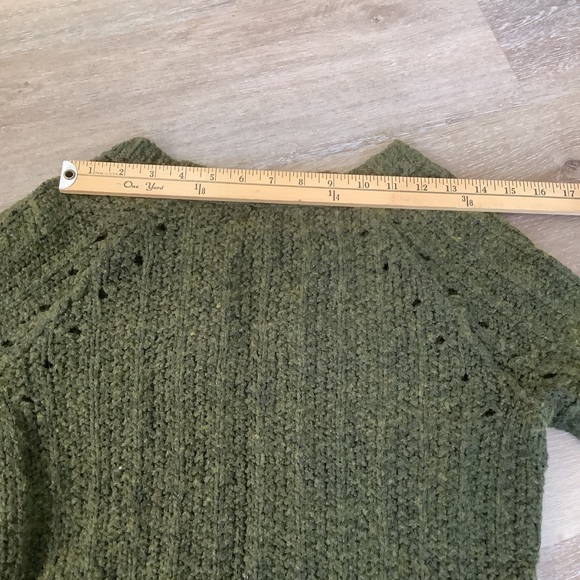 Loft - 3/4 Sleeve Round Neck Cable Knit Sweater - Green - Ladies Size Medium - Picture 6 of 8